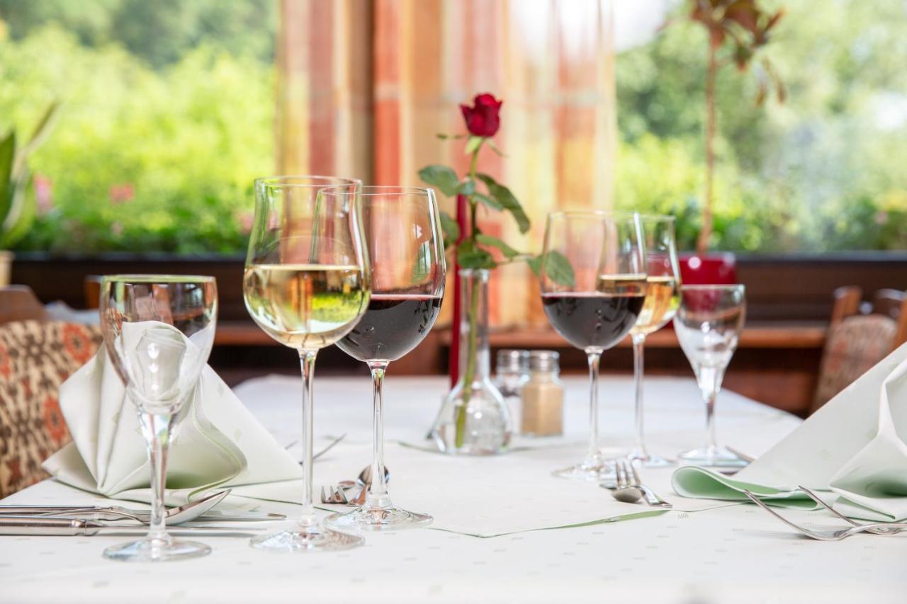 Hotel Restaurant Haus Waldesruh Eppenbrunn Экстерьер фото