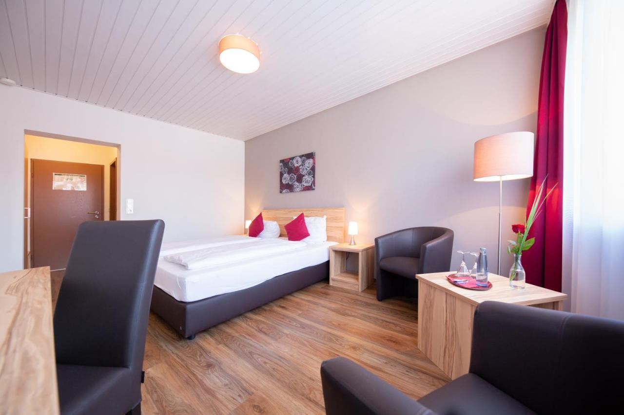 Hotel Restaurant Haus Waldesruh Eppenbrunn Экстерьер фото